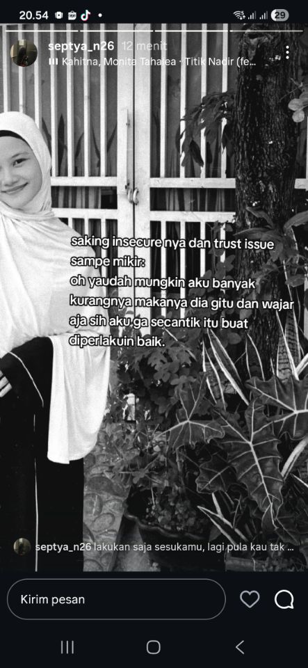 goodnovel comment avatar