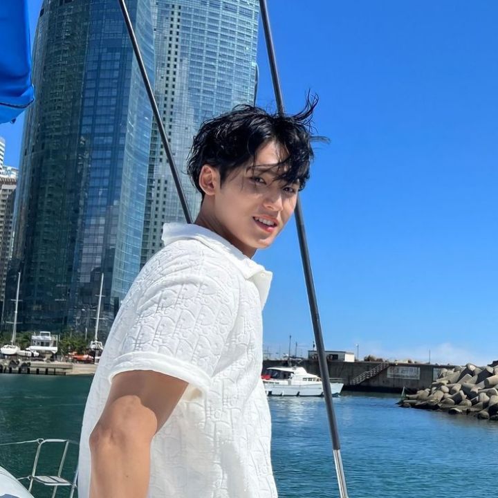 goodnovel comment avatar