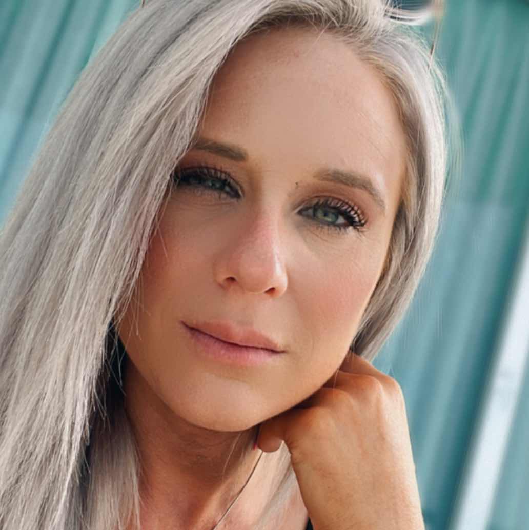 goodnovel comment avatar