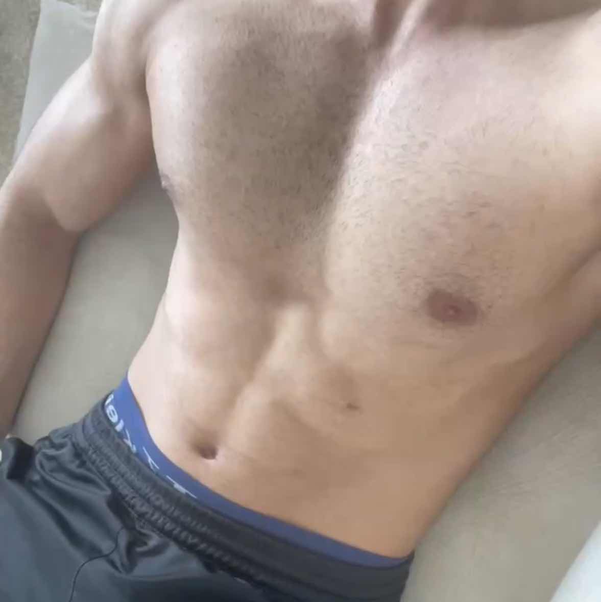 goodnovel comment avatar