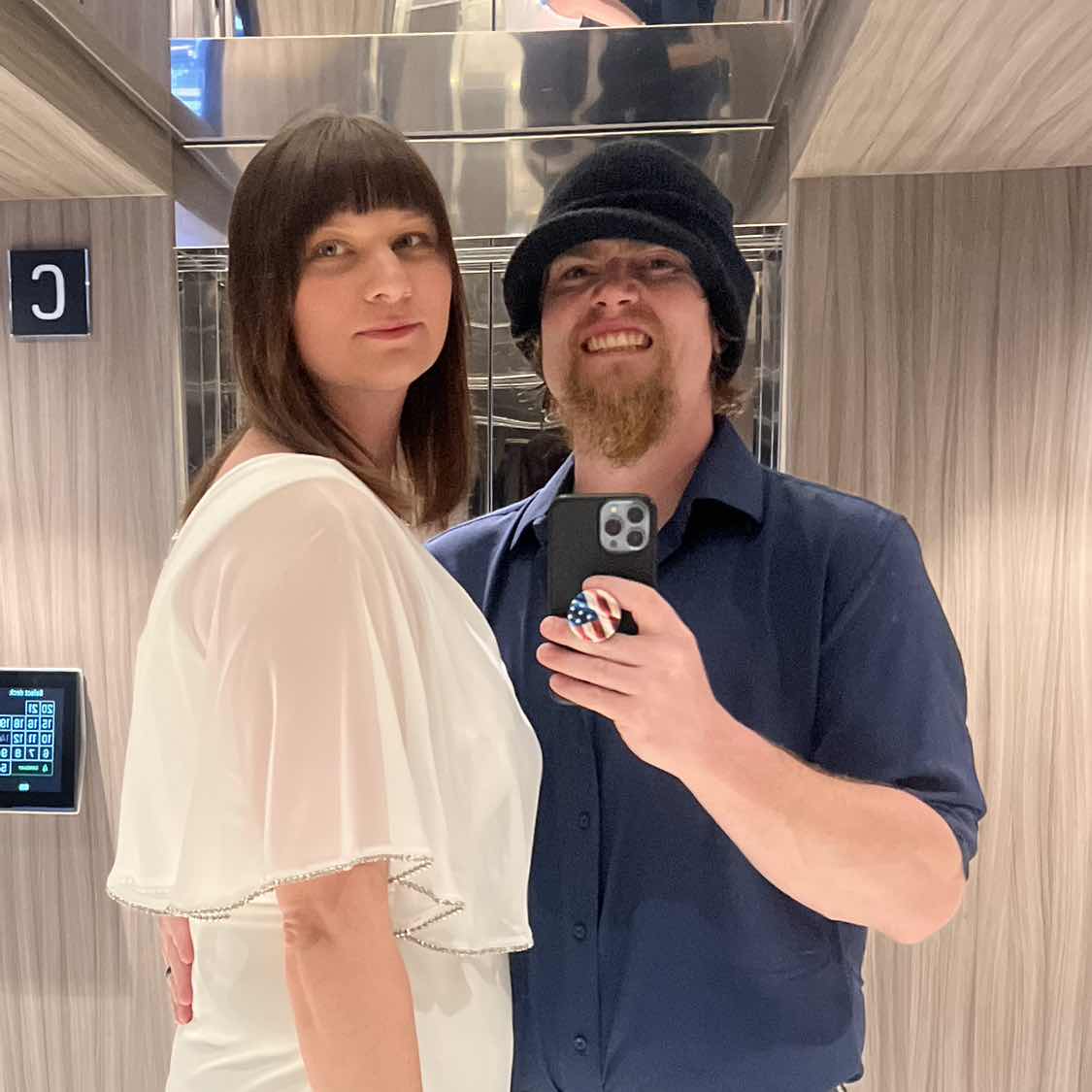 goodnovel comment avatar