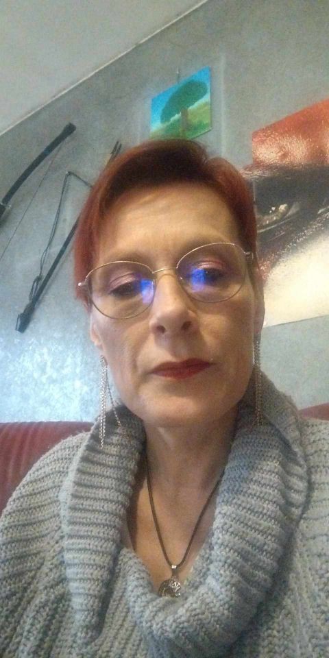 goodnovel comment avatar