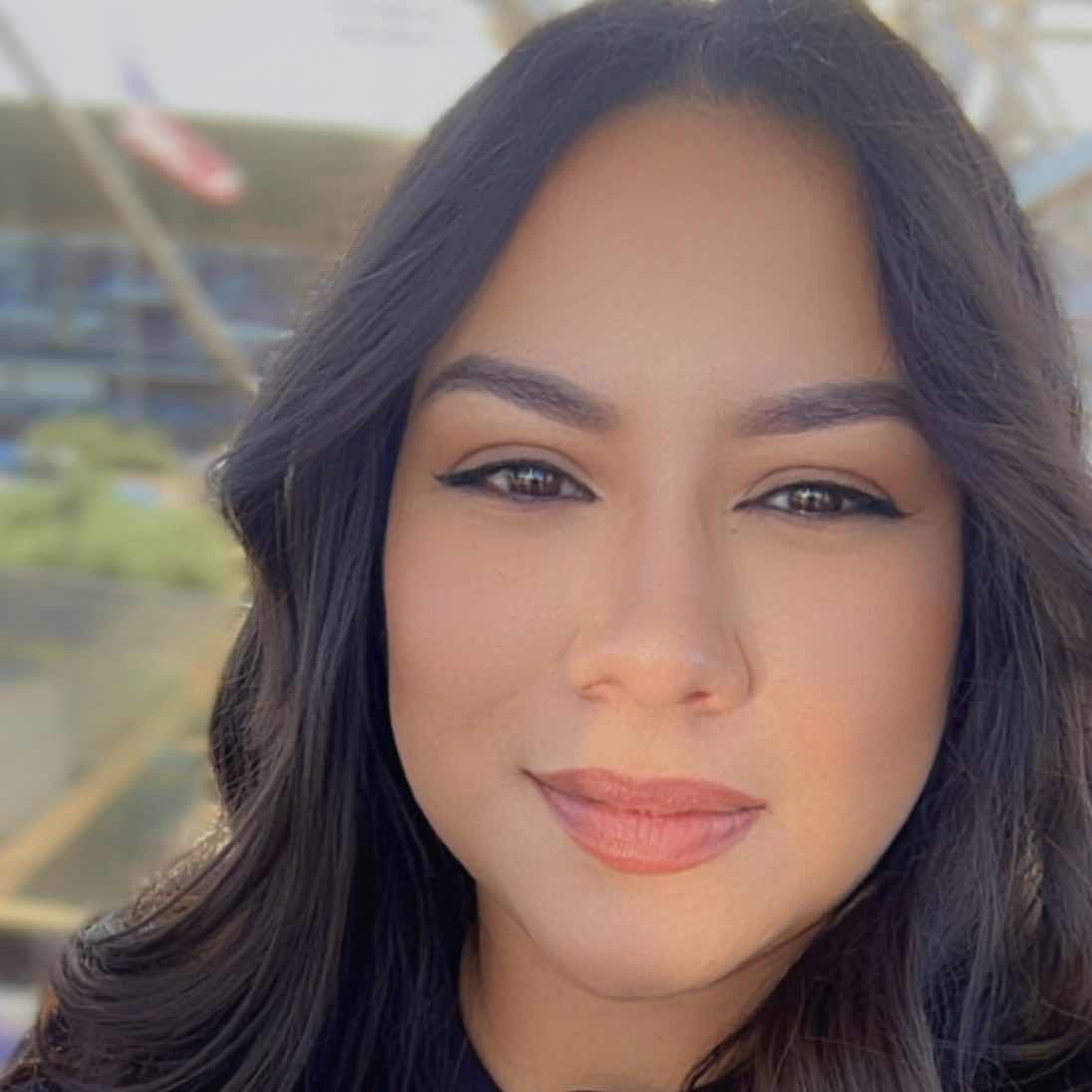 goodnovel comment avatar