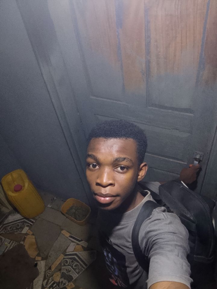 goodnovel comment avatar