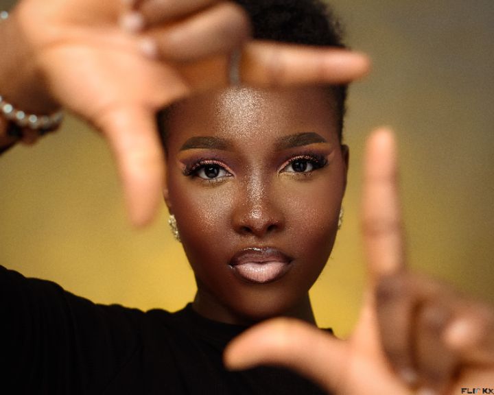 goodnovel comment avatar