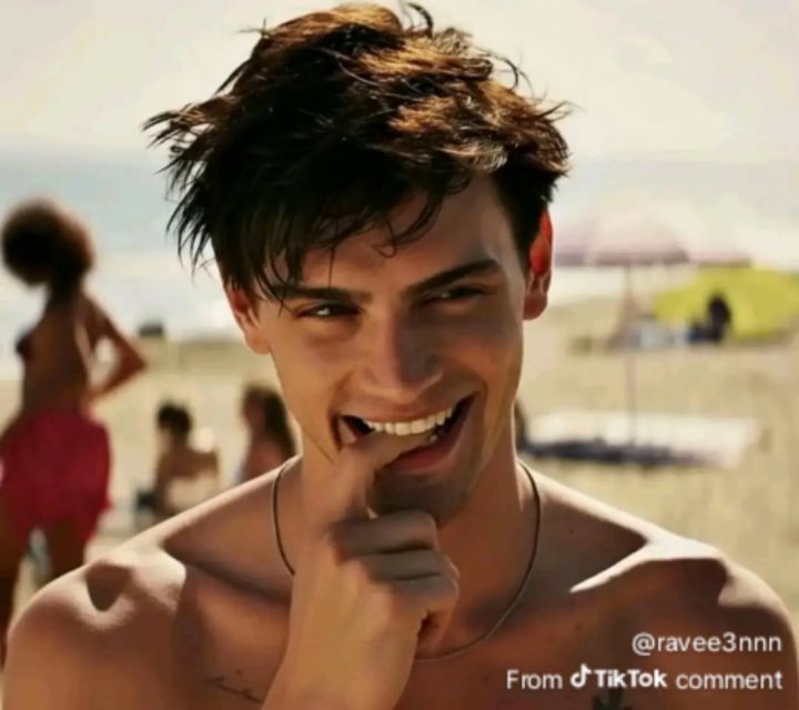 goodnovel comment avatar