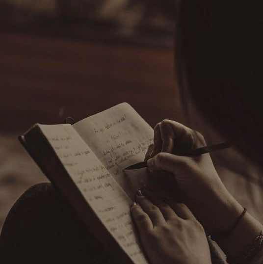 goodnovel comment avatar