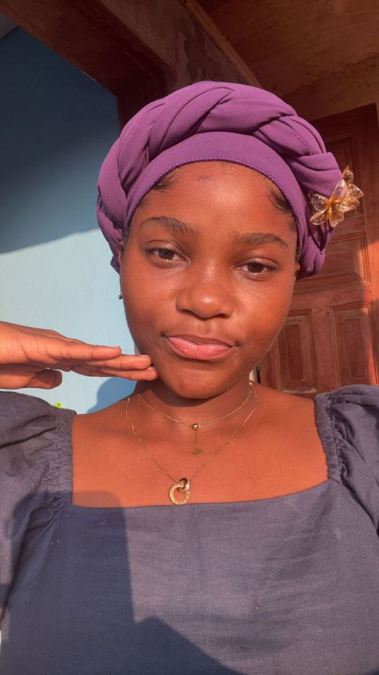 goodnovel comment avatar