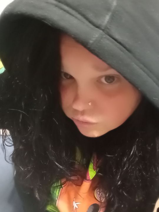 goodnovel comment avatar