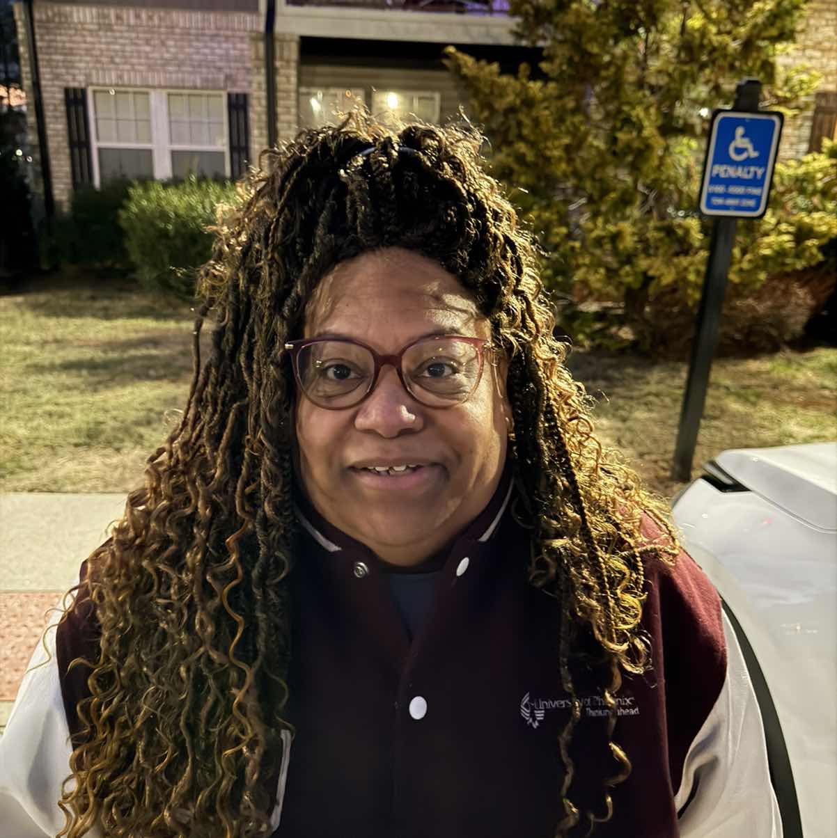 goodnovel comment avatar