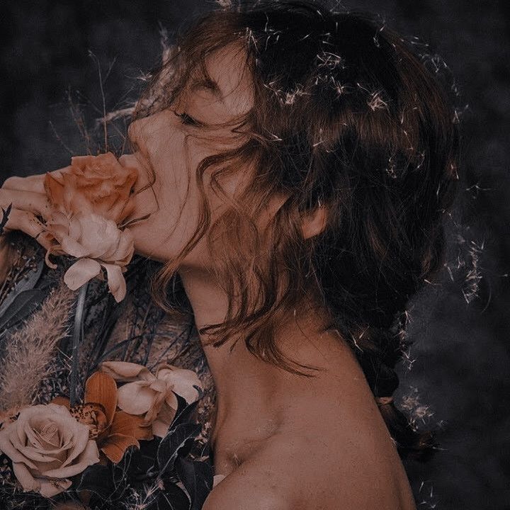 goodnovel comment avatar