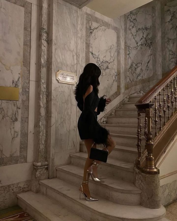 goodnovel comment avatar