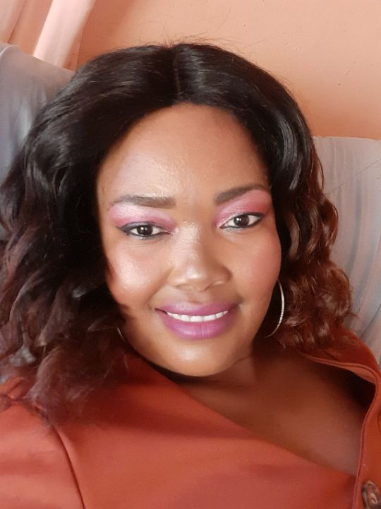 goodnovel comment avatar