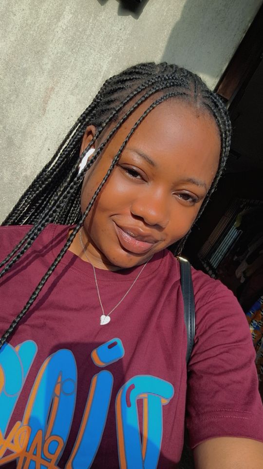 goodnovel comment avatar