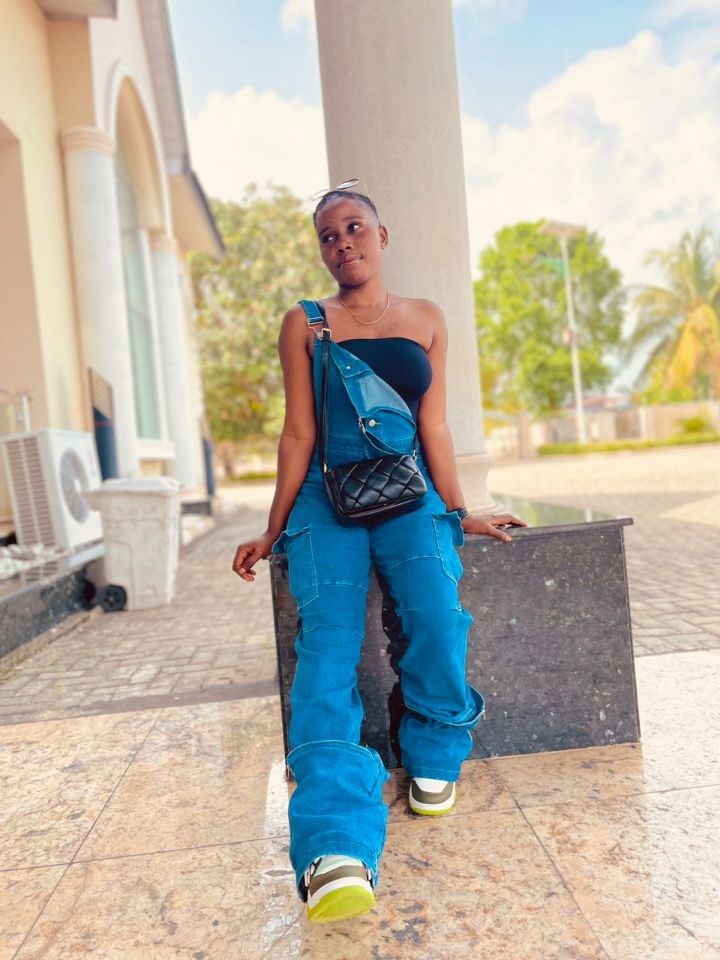 goodnovel comment avatar