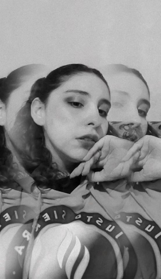 goodnovel comment avatar